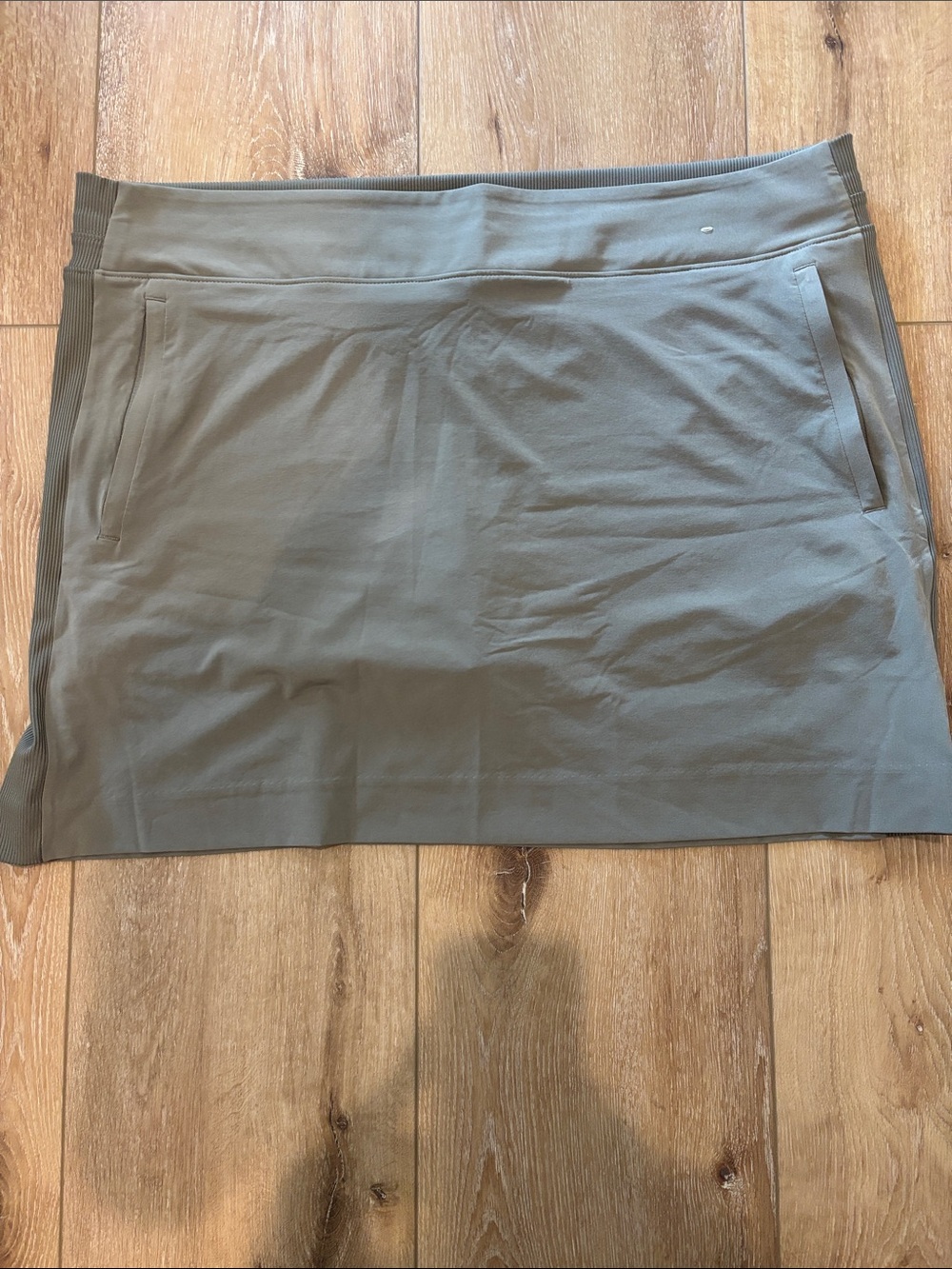 Women’s Olive Mini Skort with Stretch Waistband